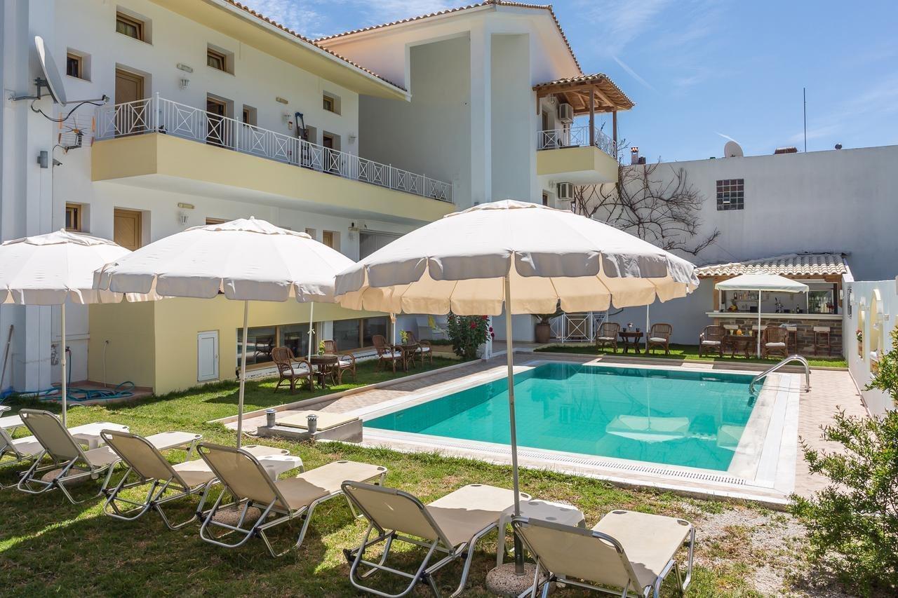 Ritsa Studios Skiathos Town Exterior photo