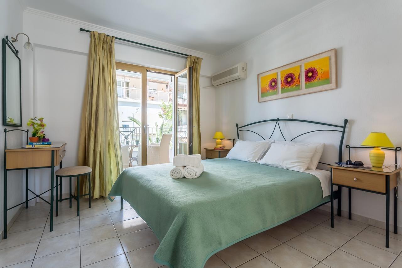 Ritsa Studios Skiathos Town Exterior photo